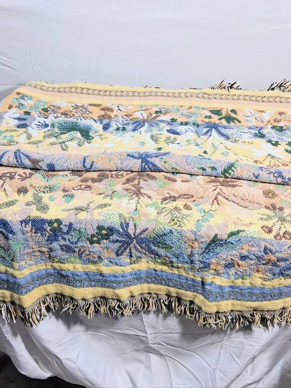 Large 84 X 62 Goodwin Weavers Jacquard Wildlife Tapestry Cottagecore Throw